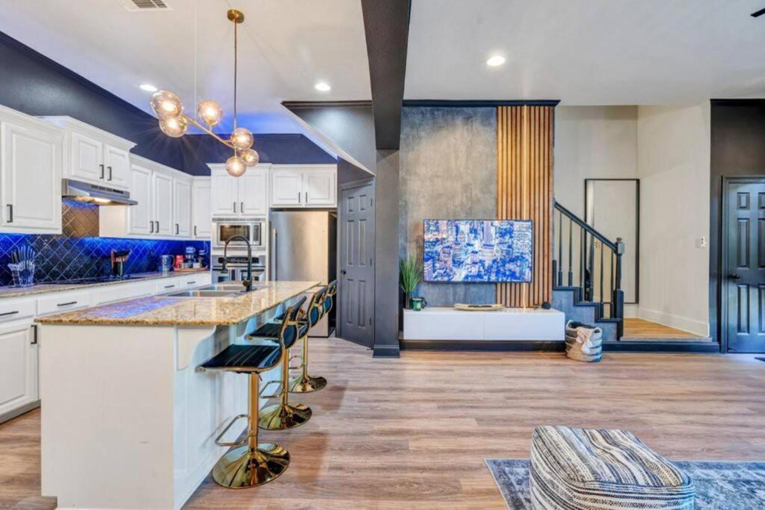Stylish & Romantic Home, Long-Term Friendly, King Baton Rouge Esterno foto