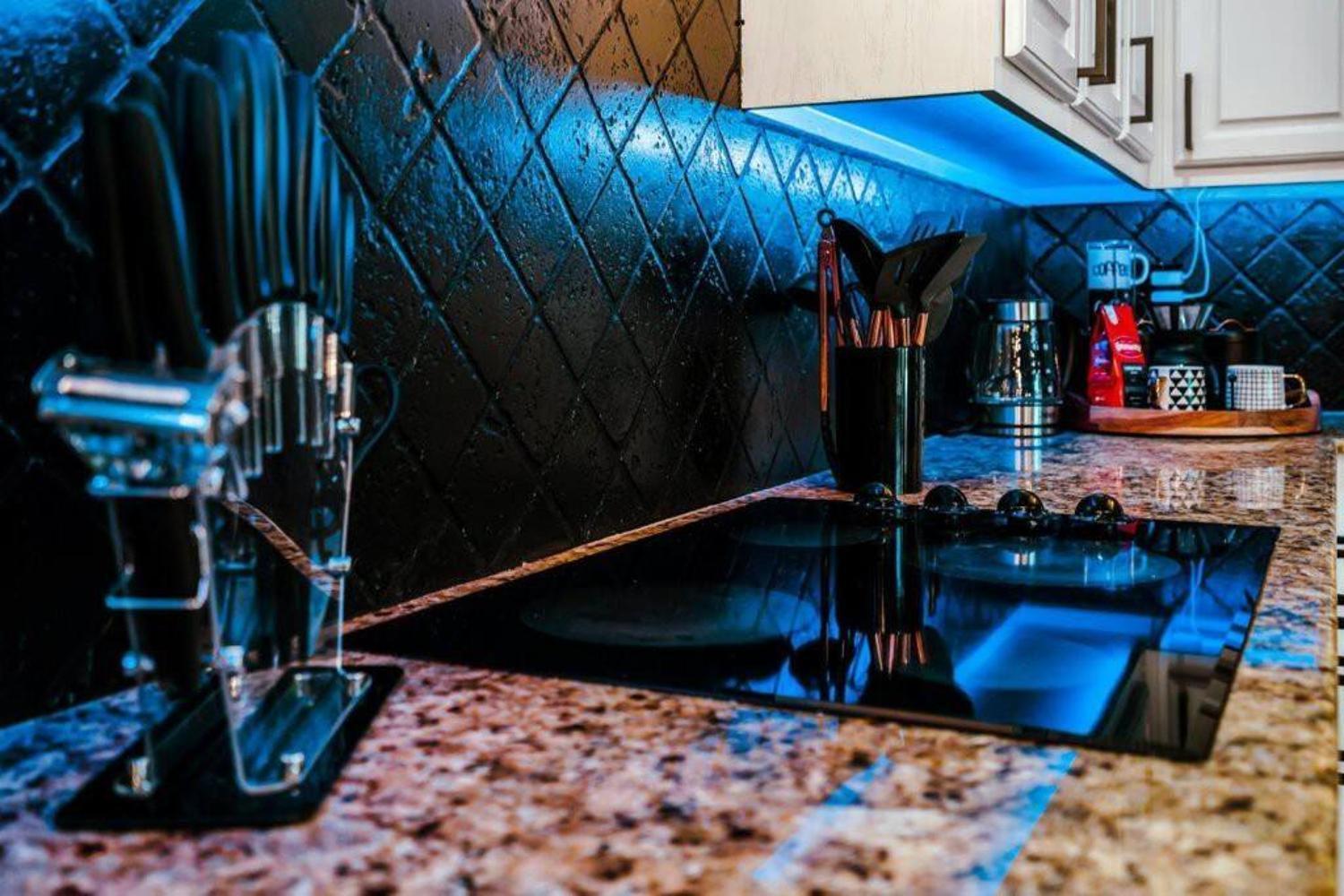 Stylish & Romantic Home, Long-Term Friendly, King Baton Rouge Esterno foto